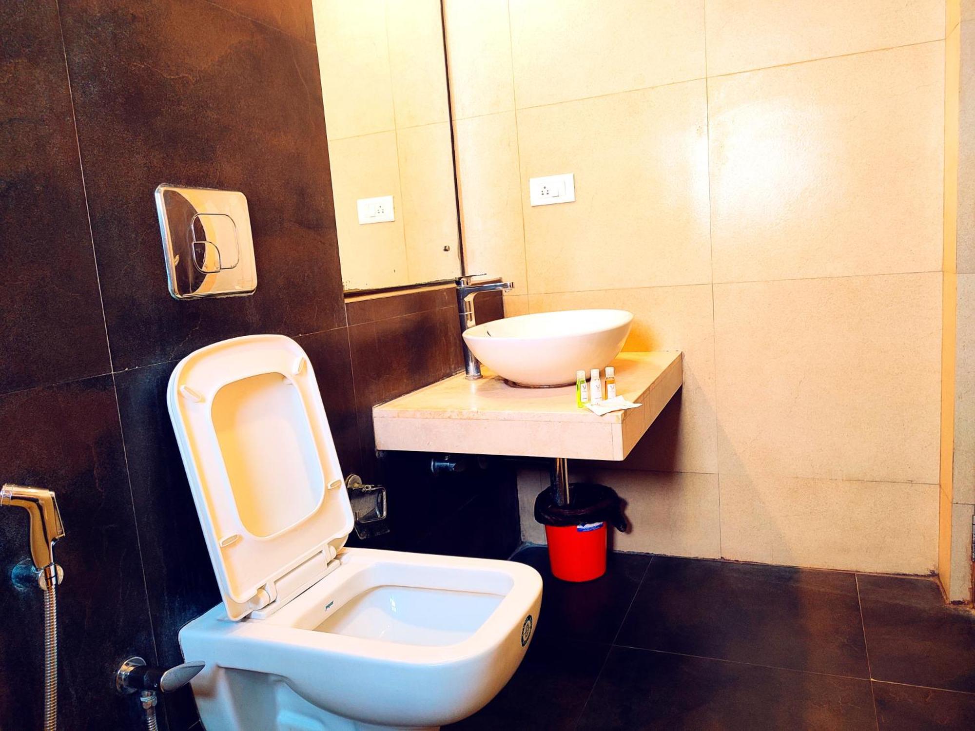 Yuvraj Palace Inn Mysore Exterior photo